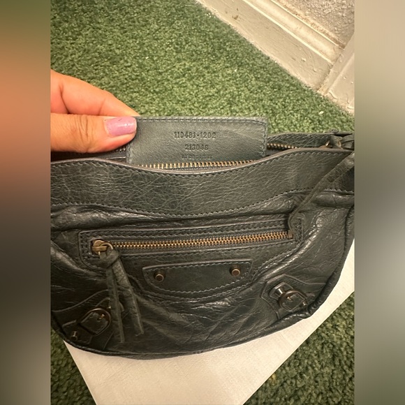 ✨Authentic Rare Balenciaga handbag ✨ - Picture 4 of 13